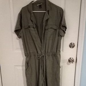 Army green soft khaki jumpsuit, pre-owned
